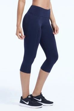 Marika Carrie Slimming Capri Bottoms 20 Marika Carrie Slimming Capri Bottoms