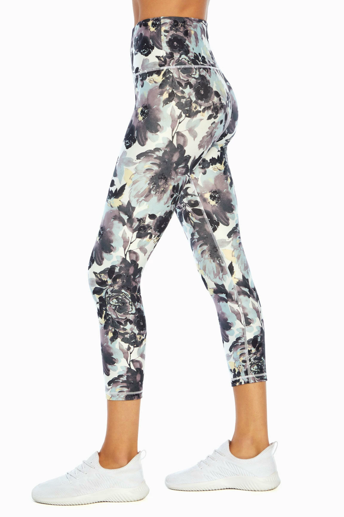 Marika Balance Collection Printed Contender High Waist Mid Calf Capri 27 Marika Balance Collection Printed Contender High Waist Mid Calf Capri