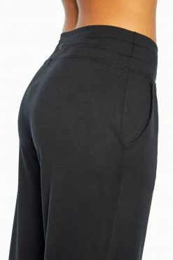 Marika Balance Collection Callie Capri