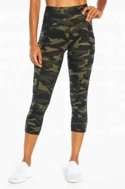 Marika Balance Collection Eclipse Printed Side Pocket Mid Calf Capri Legging 47 Marika Balance Collection Eclipse Printed Side Pocket Mid Calf Capri Legging