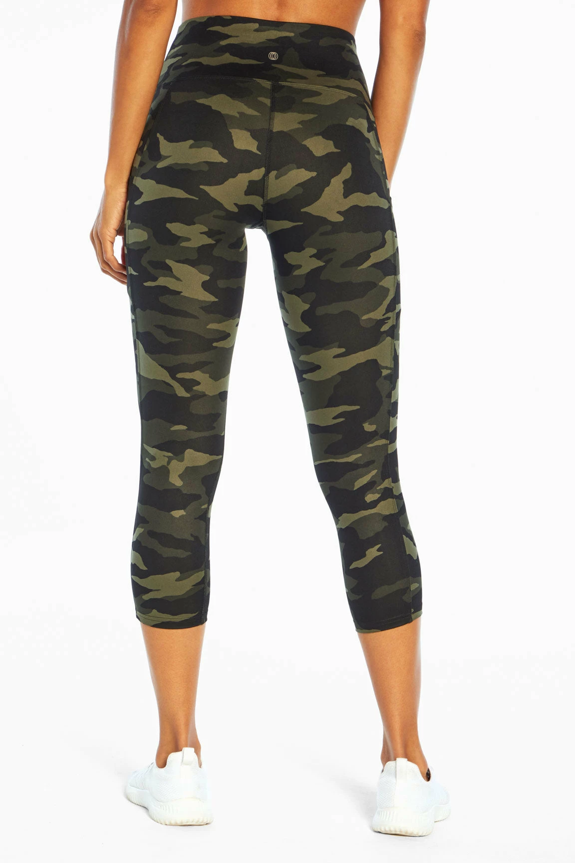 Marika Balance Collection Eclipse Printed Side Pocket Mid Calf Capri Legging 24 Marika Balance Collection Eclipse Printed Side Pocket Mid Calf Capri Legging