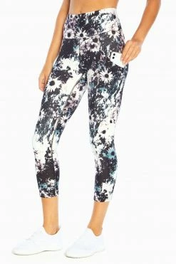 Marika Balance Collection Eclipse Printed Side Pocket Mid Calf Capri Legging 35 Marika Balance Collection Eclipse Printed Side Pocket Mid Calf Capri Legging