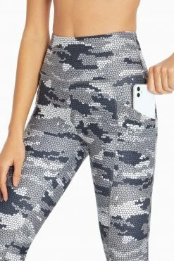 Marika Balance Collection Eclipse Side Pocket Printed Ankle Legging