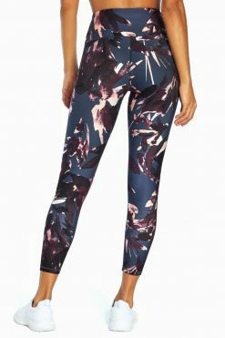 Marika Balance Collection Printed Contender Legging 38 Marika Balance Collection Printed Contender Legging