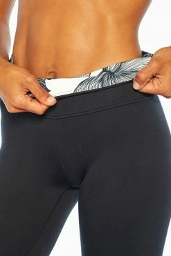 Marika Balance Collection Pop Ankle Legging 31 Marika Balance Collection Pop Ankle Legging