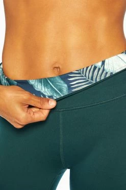 Marika Balance Collection Pop Ankle Legging