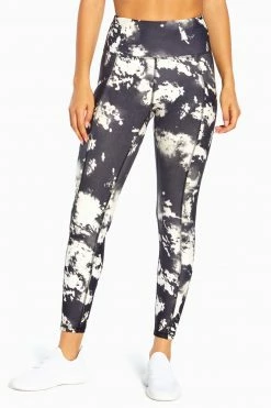 Marika Balance Collection Printed Side Pocket Eclipse Ankle Legging Bottoms
