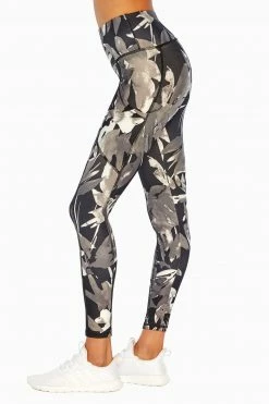Marika Balance Collection Printed Side Pocket Eclipse Ankle Legging Bottoms