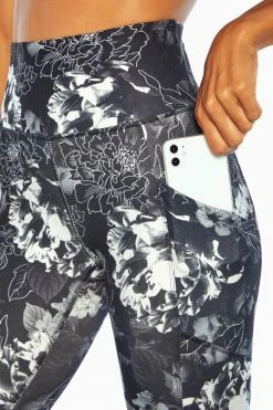 Marika Balance Collection Printed Side Pocket Eclipse Ankle Legging Bottoms