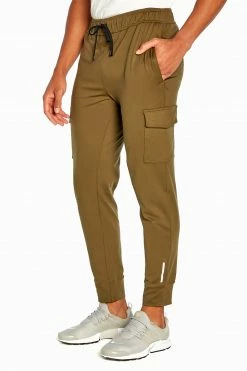 Marika Balance Collection For Men Equipped Jogger Features