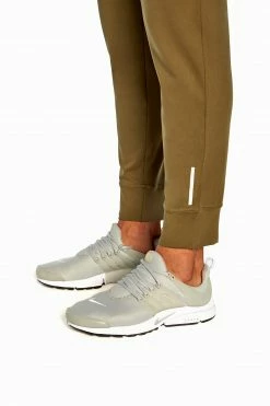 Marika Balance Collection For Men Equipped Jogger Features