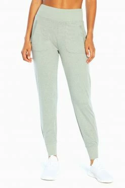Marika Coastal Jogger 33 Marika Coastal Jogger