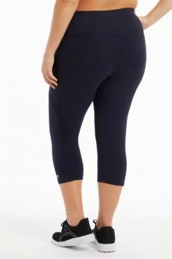 Marika Bestsellers High-Rise Tummy Control Capri (Plus Size)