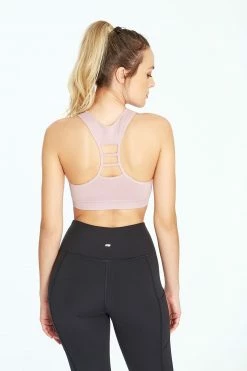 Marika Bestsellers Haley Seamless Sports Bra 62 Marika Bestsellers Haley Seamless Sports Bra