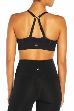 Marika Mary Seamless Sports Bra Features