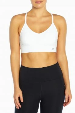 Marika London Seamless Sports Bra Features