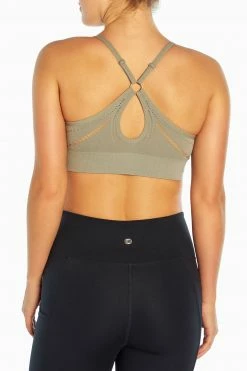 Marika London Seamless Sports Bra Features