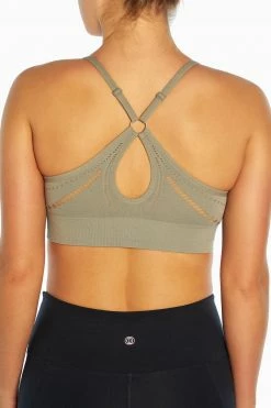 Marika London Seamless Sports Bra Features