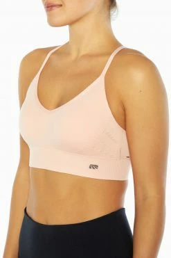 Marika London Seamless Sports Bra Features