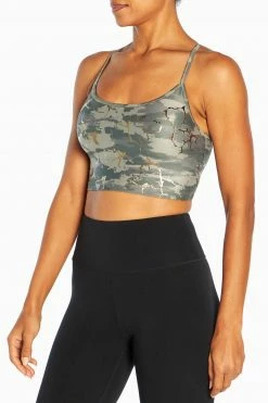 Marika Kam Long Sports Bra Features