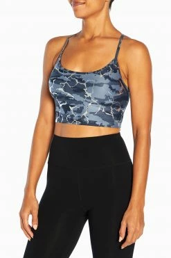 Marika Kam Long Sports Bra Features