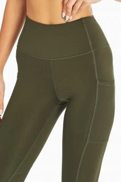 Marika Elsa Side Pocket Mid Calf Capri 106 Marika Elsa Side Pocket Mid Calf Capri