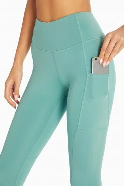 Marika Elsa Side Pocket Mid Calf Capri 102 Marika Elsa Side Pocket Mid Calf Capri