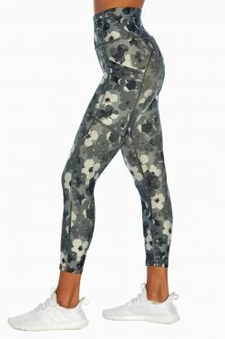 Marika Elsa Side Pocket Mid Calf Capri 59 Marika Elsa Side Pocket Mid Calf Capri