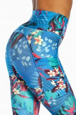 Marika Elsa Side Pocket Mid Calf Capri 86 Marika Elsa Side Pocket Mid Calf Capri