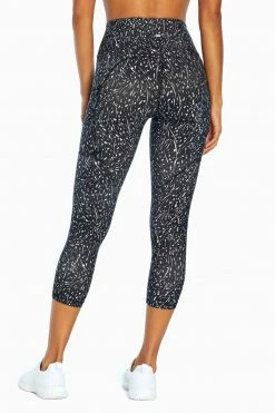 Marika Elsa Side Pocket Mid Calf Capri 82 Marika Elsa Side Pocket Mid Calf Capri