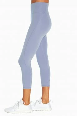 Marika Features Jade Mid Calf Capri 40 Marika Features Jade Mid Calf Capri