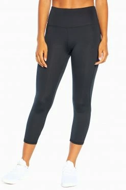 Marika Features Jade Mid Calf Capri 45 Marika Features Jade Mid Calf Capri