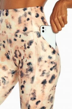 Marika Pocket Shop Carson Side Pocket Mid Calf Capri