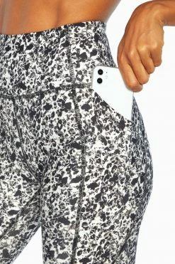 Marika Pocket Shop Carson Side Pocket Mid Calf Capri