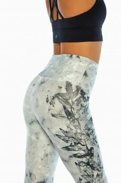 Marika Pocket Shop Enchant Printed Legging