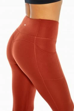 Marika Pocket Shop Wanderer Side Pocket Legging