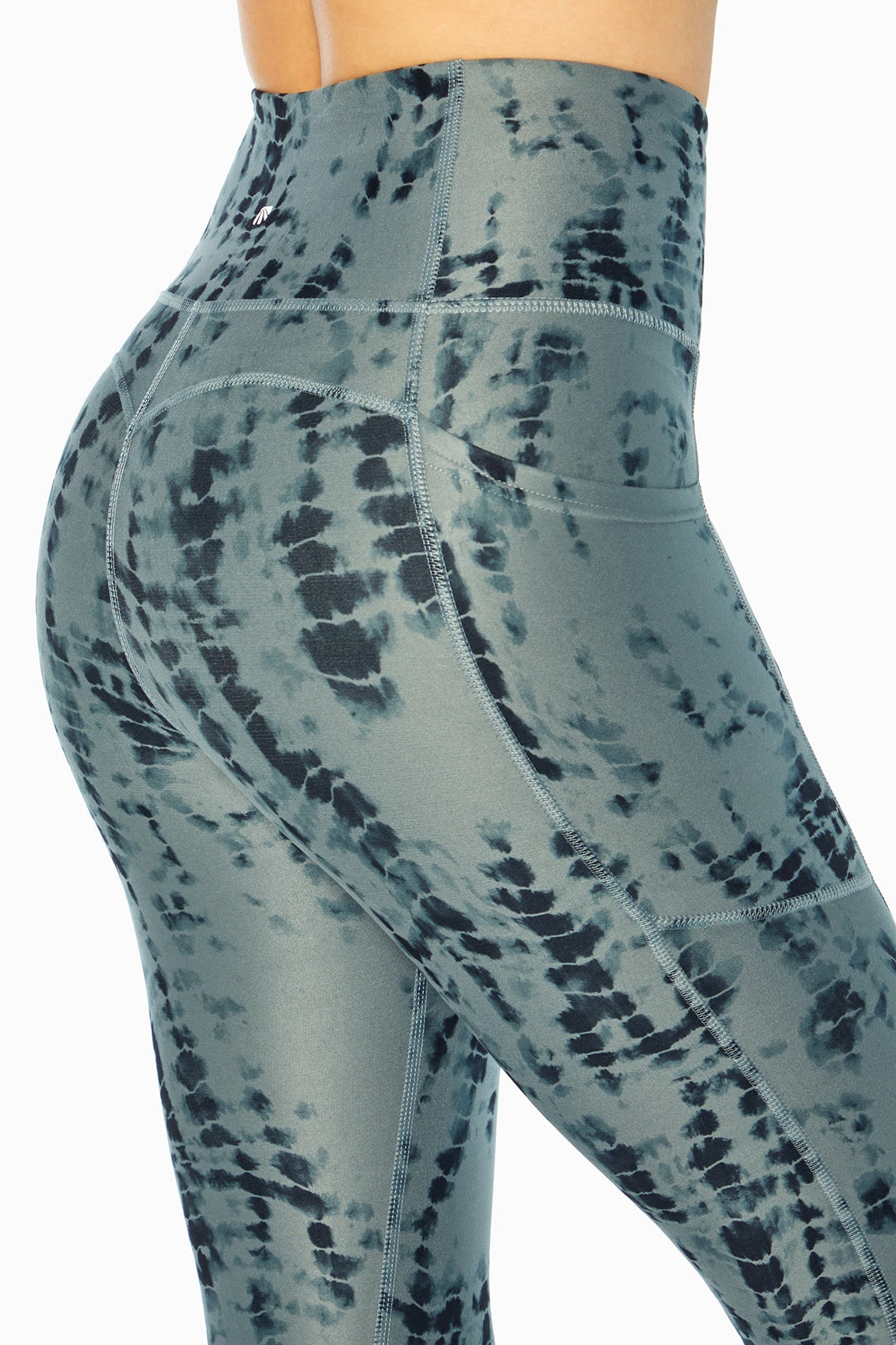 Marika Drift Side Pocket Legging Features 2 Marika Drift Side Pocket Legging Features