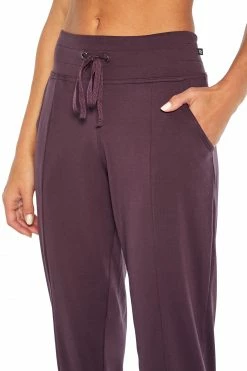 Marika Mona Jogger Features