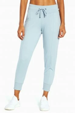 Marika Mona Jogger Features