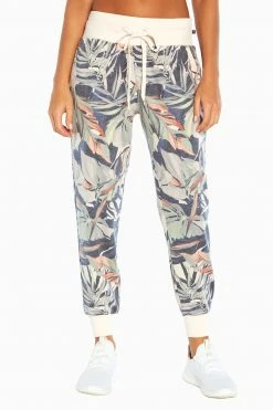 Marika Resort Jogger Pocket Shop 23 Marika Resort Jogger Pocket Shop