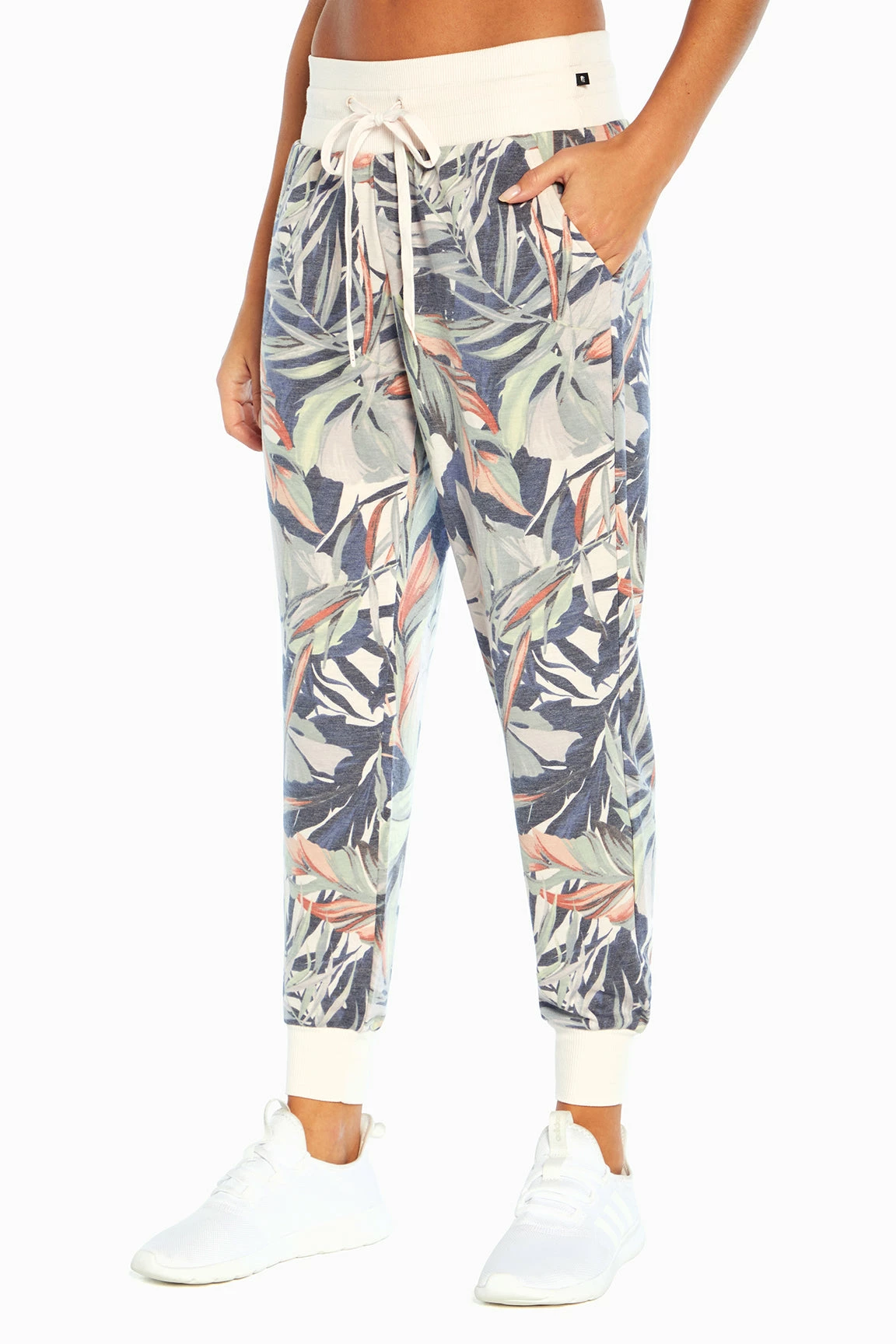 Marika Resort Jogger Pocket Shop 7 Marika Resort Jogger Pocket Shop