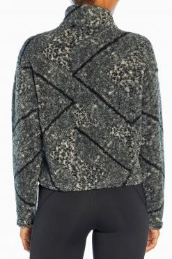 Marika Tyra Cropped Sherpa Pullover 37 Marika Tyra Cropped Sherpa Pullover
