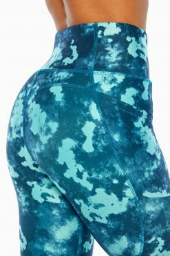 Marika Pocket Shop Lex Side Pocket Short 60 Marika Pocket Shop Lex Side Pocket Short