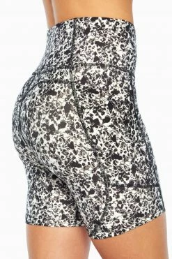 Marika Pocket Shop Lex Side Pocket Short 103 Marika Pocket Shop Lex Side Pocket Short