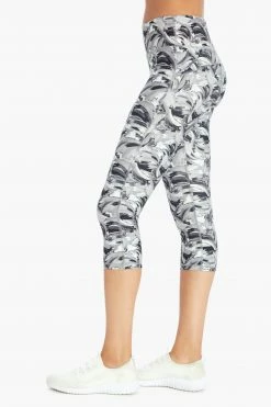 Marika Sport Swirled Paint Printed Capri Legging - Black